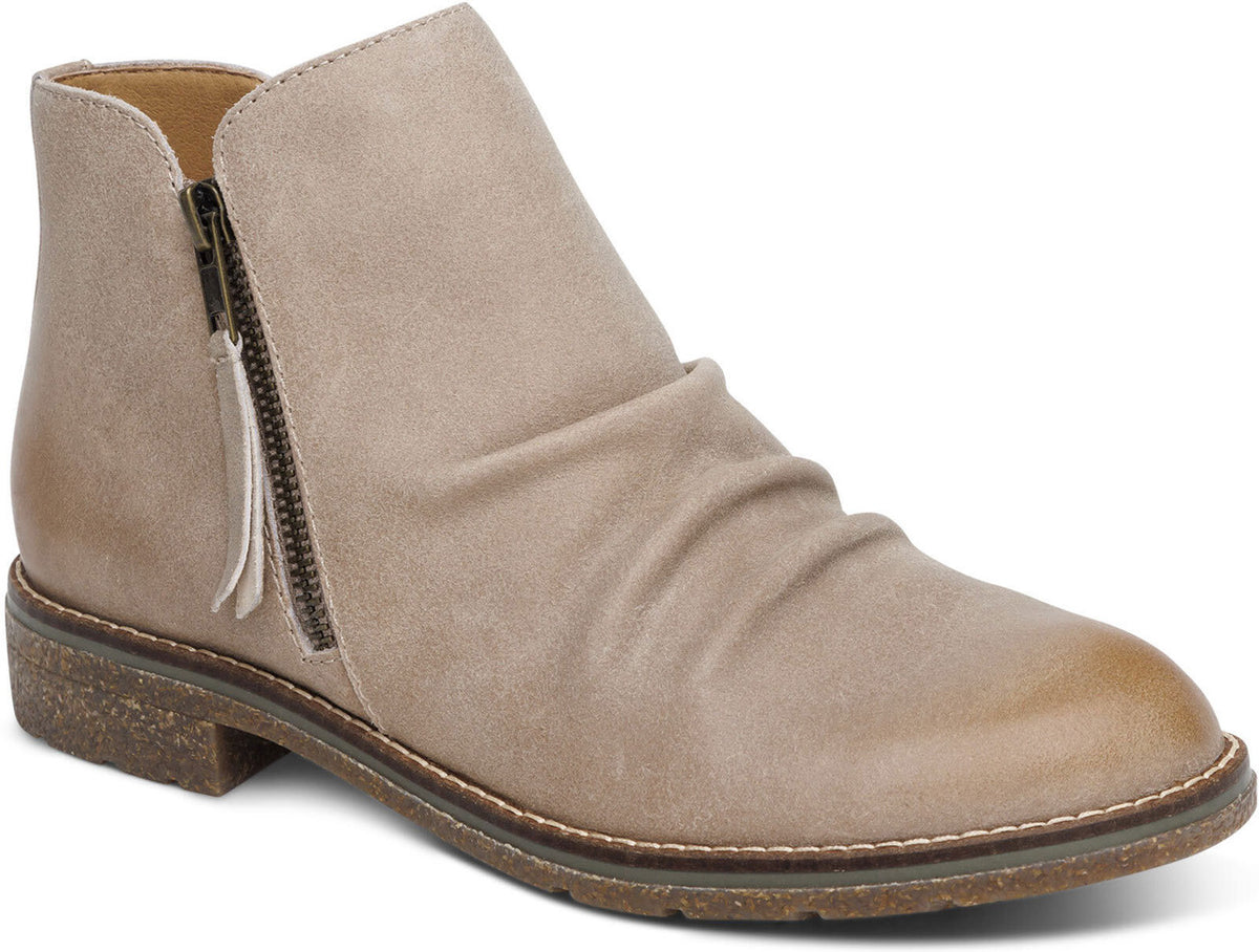 Aetrex Women's Mila Low Boot