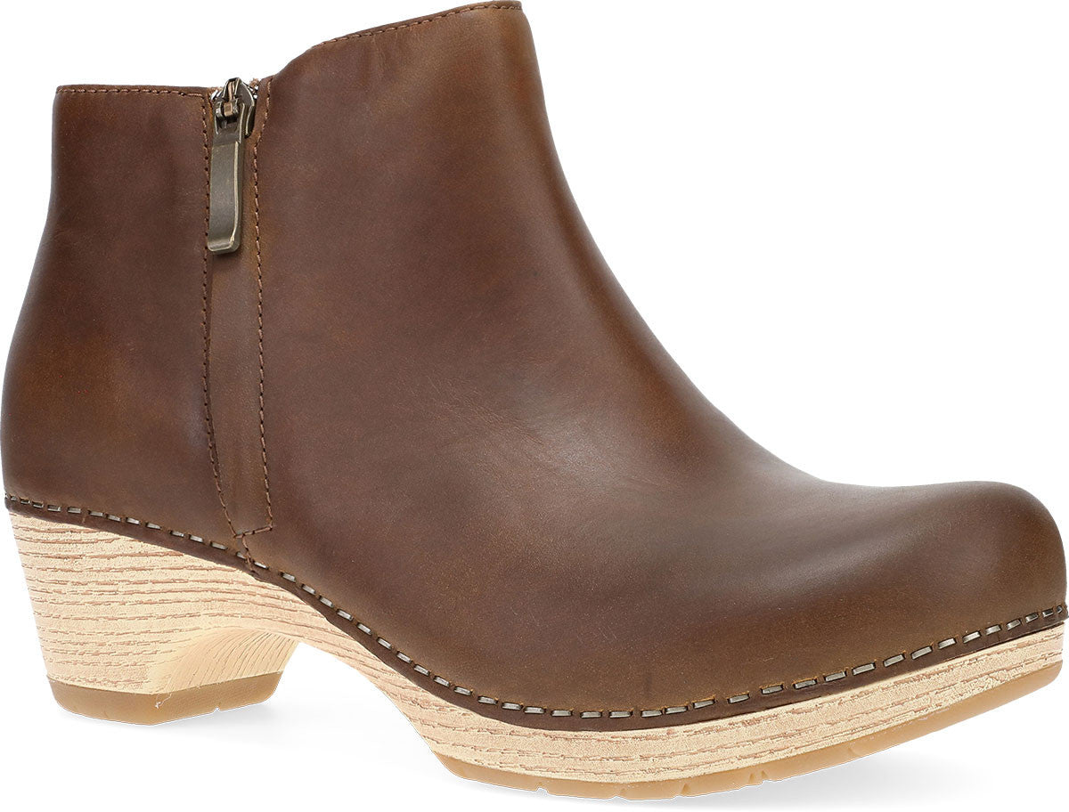  Dansko Lizanne